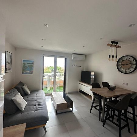 T2 Hyeres La Bergerie Vue Mer 50 M De La Plage Kültér fotó